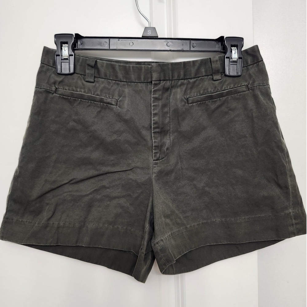 Banana Republic Women's Size 4 Olive Green Shorts Casual Everyday